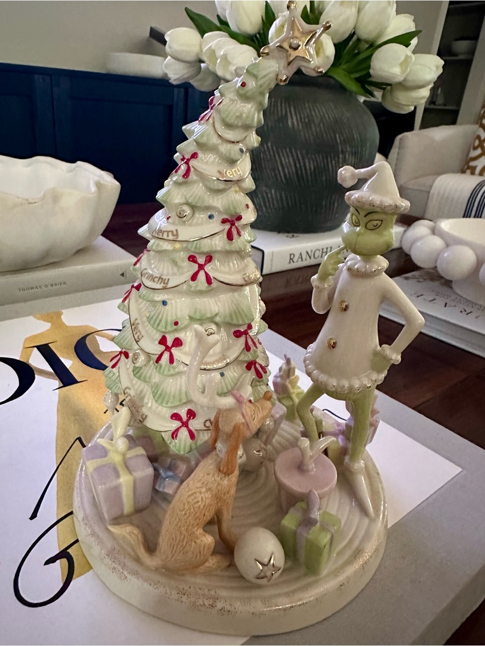 Rare Lenox 2000 Dr Seuss “A Grinchy Christmas Eve” in excellent condition!